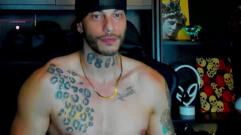 ricky_santos_ online show from September 19, 2025, 12:45 am