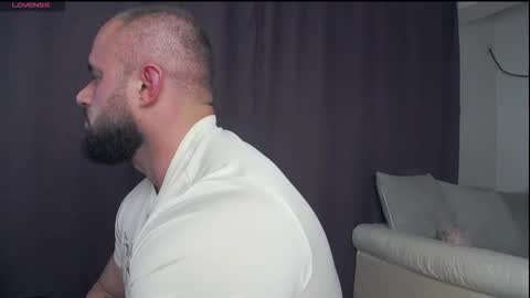 rickymiami1 online show from November 23, 2025, 6:19 pm