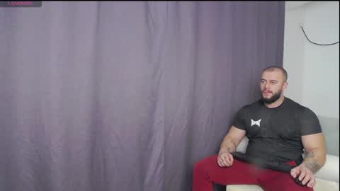 rickymiami1 online show from December 16, 2025, 6:35 pm