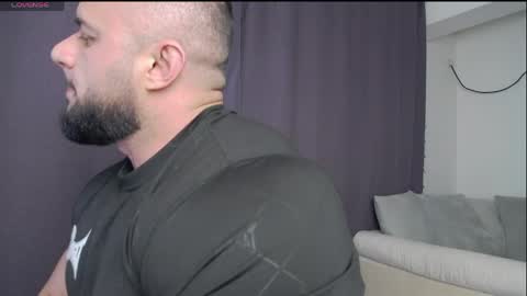 rickymiami1 online show from April 4, 2026, 5:54 pm