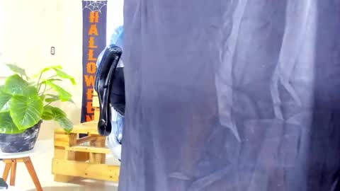 RicoBrowm online show from October 24, 2025, 5:37 am