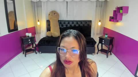 Rihana  online show from October 3, 2025, 10:23 am