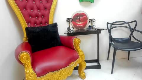 Rihana  online show from October 10, 2025, 10:14 am