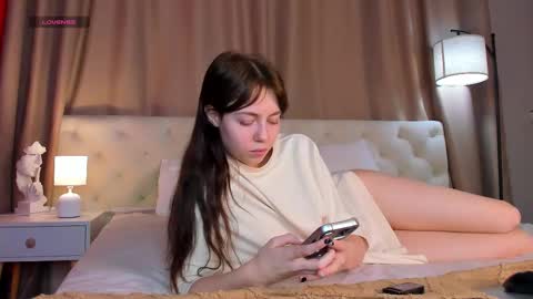 rihanna_walker online show from October 18, 2025, 1:30 am