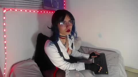 RIHONNA online show from April 21, 2026, 9:39 pm