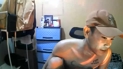 riiichie12 online show from November 10, 2025, 6:51 pm