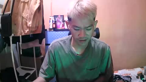 riiichie12 online show from November 11, 2025, 4:18 pm