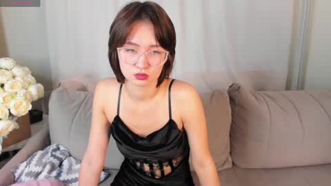 riley__davis online show from June 1, 2026, 9:22 am