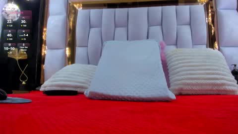 Riley online show from November 21, 2025, 11:42 am