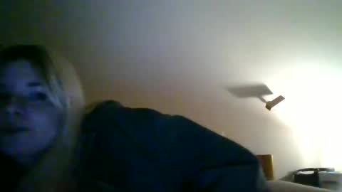 rileyzoee9 online show from January 4, 2025, 2:03 am
