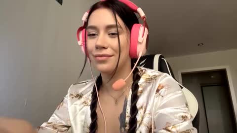 Emily online show from September 23, 2025, 6:38 am
