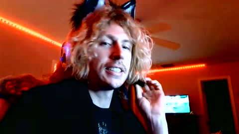 TheRealCatNoir online show from May 22, 2026, 8:21 am