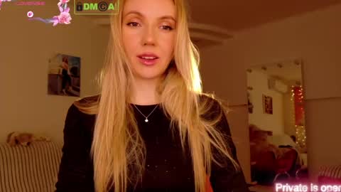 Rina Asty online show from June 5, 2026, 3:29 pm