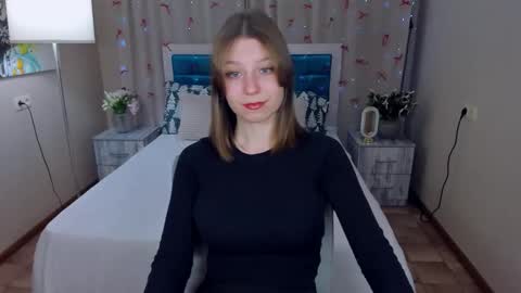 rinacake online show from December 5, 2025, 12:14 pm