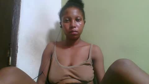 rinah654271 online show from February 27, 2026, 6:52 pm