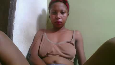 rinah654271 online show from March 26, 2026, 6:52 am