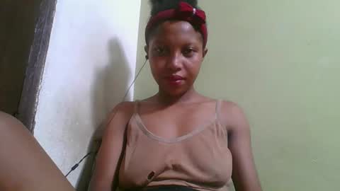 rinah654271 online show from March 27, 2026, 7:47 am