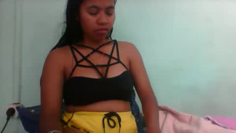 Snapshot of rinah856024 chatting on October 28, 2025, 7:12 am rinah856024 online show from October 28, 2025, 7:12 am