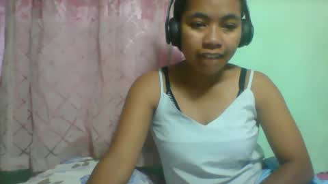 Snapshot of rinah856024 chatting on February 5, 2026, 6:23 pm rinah856024 online show from February 5, 2026, 6:23 pm