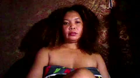rinana32 online show from May 11, 2026, 9:01 pm