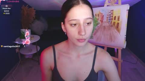 Emilia online show from October 15, 2025, 3:34 pm