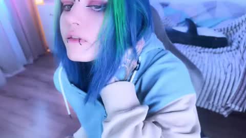 Snapshot of ripper_66 chatting on October 1, 2025, 12:33 pm   DianaBrite            fansl y online show from October 1, 2025, 12:33 pm