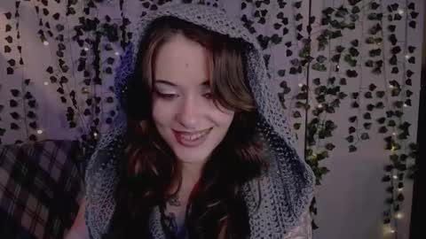 Snapshot of risha_laass chatting on March 12, 2026, 8:15 pm risha_laass online show from March 12, 2026, 8:15 pm