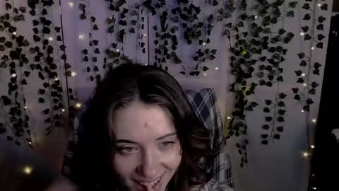 Snapshot of risha_laass chatting on April 16, 2026, 9:39 pm risha_laass online show from April 16, 2026, 9:39 pm