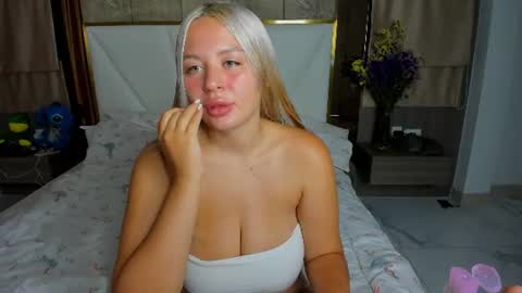 rita_olson online show from June 17, 2026, 12:13 am