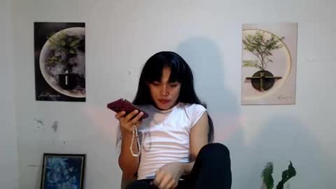 rivaxox1 online show from May 17, 2026, 2:20 am