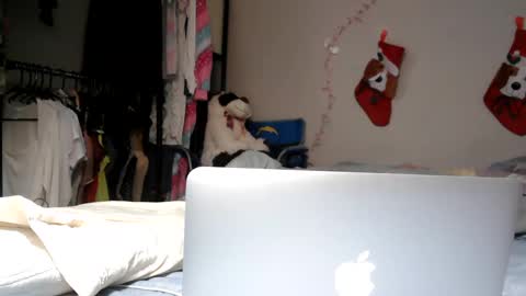 Snapshot of riversaint chatting on February 14, 2025, 4:20 pm River Saint online show from February 14, 2025, 4:20 pm