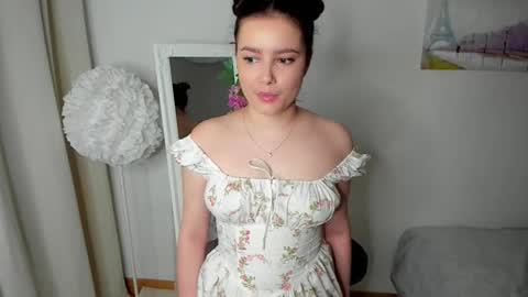 Snapshot of rizz_caprice chatting on March 3, 2026, 7:42 pm Lilly online show from March 3, 2026, 7:42 pm