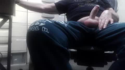 rlcock1 online show from December 19, 2025, 8:32 am