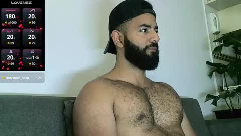 SebasRoa online show from December 10, 2024, 6:38 pm