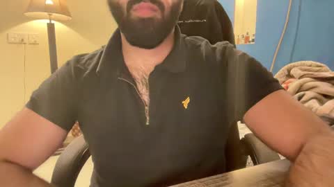 roamexotic online show from December 11, 2024, 10:49 pm