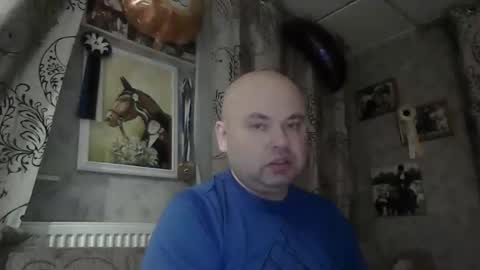 rob18997 online show from November 17, 2025, 7:52 pm