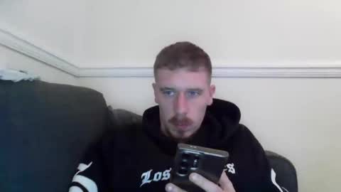 Snapshot of robboc2 chatting on March 9, 2025, 3:27 pm robboc2 online show from March 9, 2025, 3:27 pm