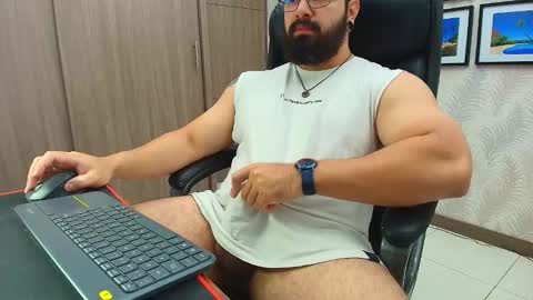 Robby online show from February 1, 2026, 3:05 am