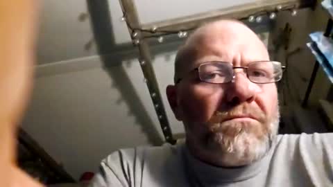 Snapshot of robbybecker71 chatting on January 19, 2025, 2:57 am Chargedemotion online show from January 19, 2025, 2:57 am