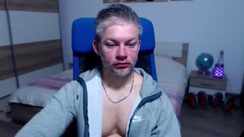 robbyshawz online show from November 25, 2025, 6:13 am