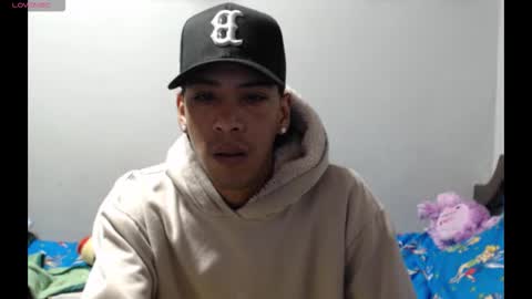 robert_kingg online show from February 5, 2026, 10:31 am