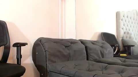 Snapshot of robert_kingg chatting on June 10, 2026, 9:25 pm robert_kingg online show from June 10, 2026, 9:25 pm