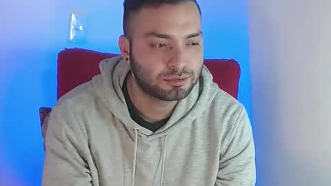 Stiven - online show from December 1, 2024, 4:29 pm