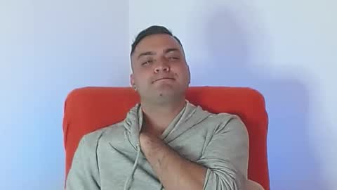 Stiven - online show from October 23, 2025, 5:44 pm