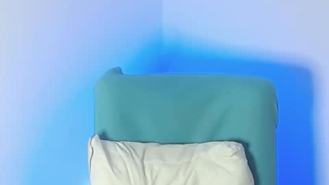 Stiven - online show from November 17, 2025, 3:23 am