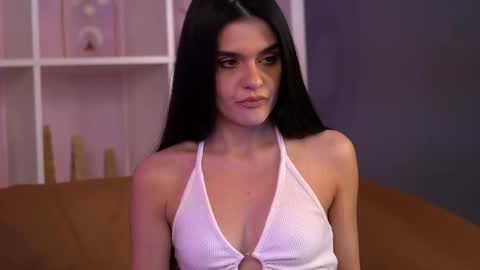 Roberta online show from March 5, 2025, 10:33 am