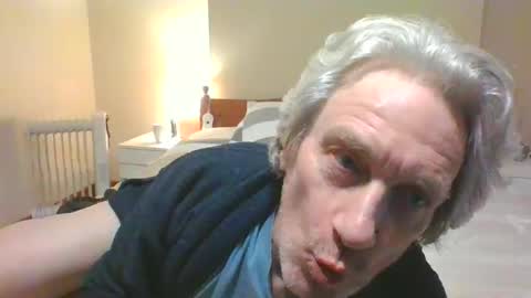 Robert online show from March 6, 2025, 11:25 am