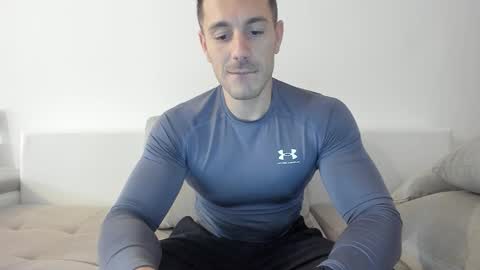 roberto4ever online show from March 29, 2026, 12:16 pm