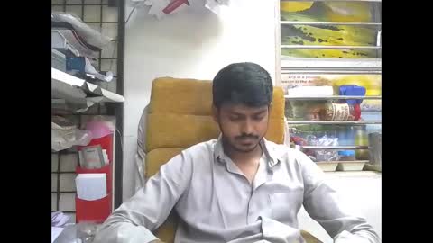 Robertsalia online show from December 1, 2025, 11:37 am