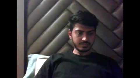 Robertsalia online show from December 3, 2025, 6:50 pm